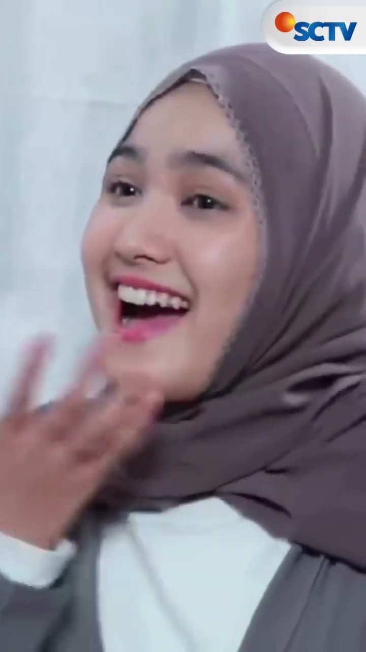 Absen! Yang ngikutin Cut Syifa dan Megan dari jaman sinetron Love Story The Series? ☝??#shorts