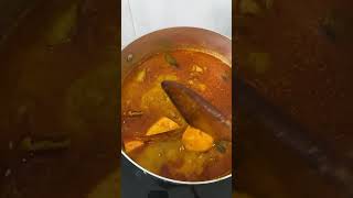 សម្លរការីសាច់មាន់ខ្មែរ​ | chicken curry soups  #shortvideo #yummyfood #foodlover #youtubeshort