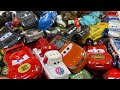 【lightning mcqueen toys collection】ディズニーおもちゃのトミカカーズとドッグ・ハドソン、ラミネスとはたらくくるま!