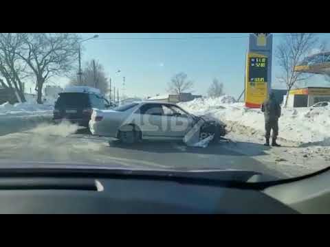 Видео: Колко дълго е леглото на Chevy Avalanche от 2004 г.?