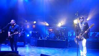 Manic Street Preachers - Solitude Sometimes Is - Shepherd&#39;s Bush Empire 17/5/19