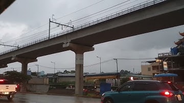 Tuyến Metro Bến Thành - Suối Tiên của Tp. HCM đoạn trên cao hướng về Thủ Đức