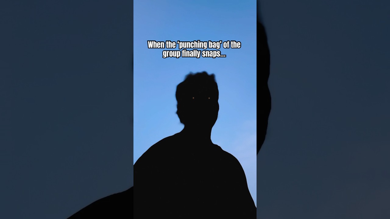 Когда &laquo;боксерская груша&raquo; группы наконец-то треснет&hellip;🫥 #мальчики #вирусный #шорты #громы #часовой