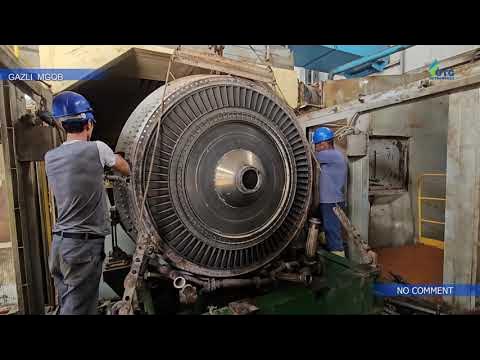 Paypoq kiygan yosh talaba bilan porno