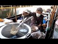 기본 40년 경력! 수상시장 터줏대감들의 쌀국수 팟타이 와 오믈렛 / Rice Noodle, Pad Thai and Omelette | Thailand street food