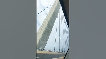 Những Sợi Cáp Tại Cầu Vàm Cống, Sông Hậu, Cần Thơ, Đồng Tháp.