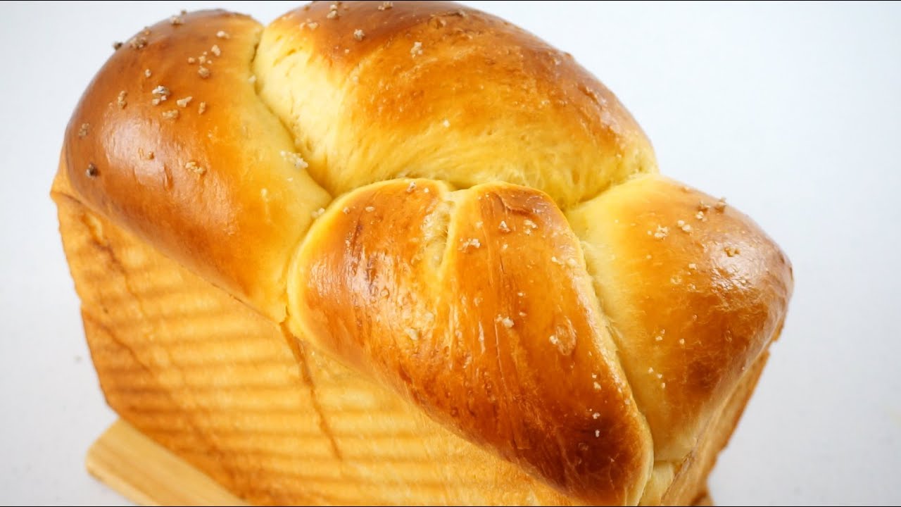 Fluffy BRIOCHE Bread