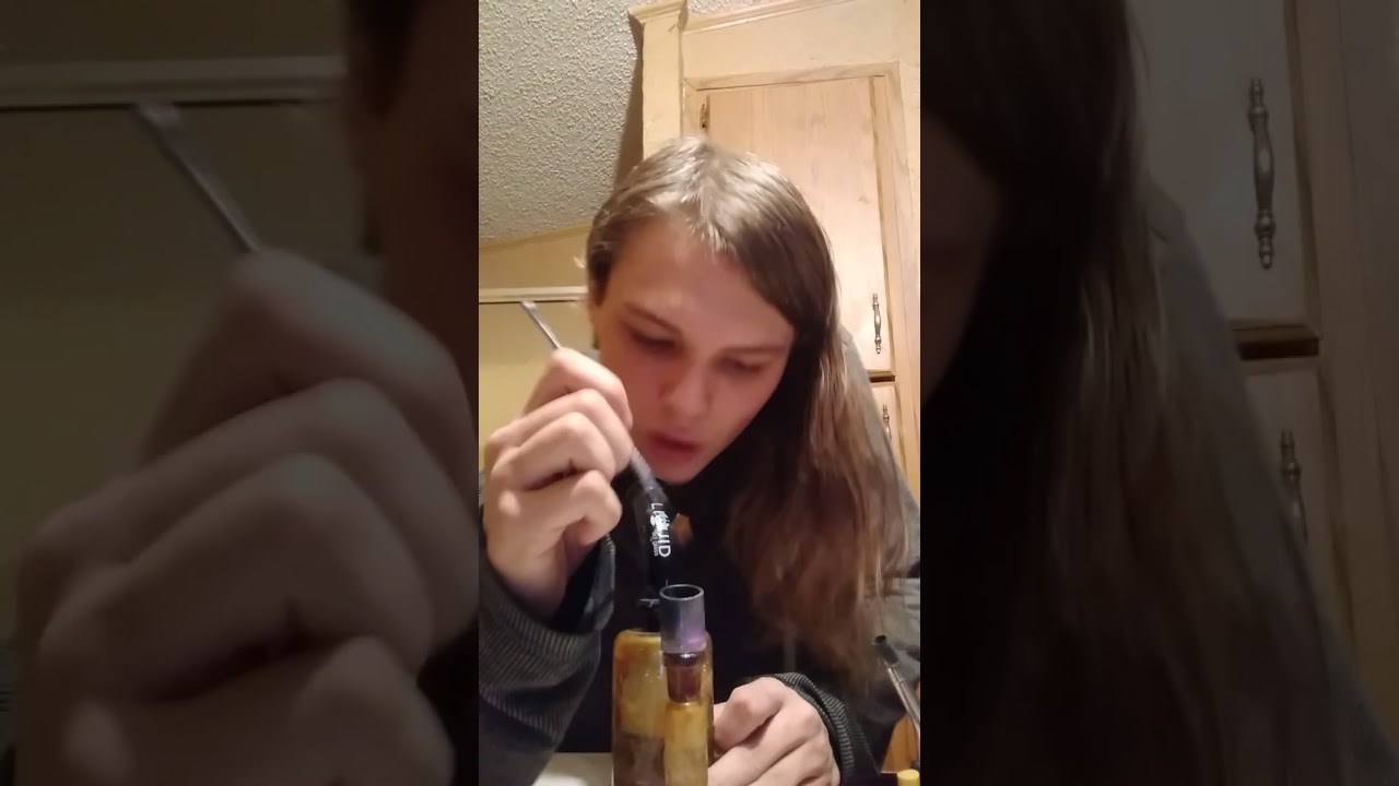 taking a 1/4th gram dab :3 (18+)