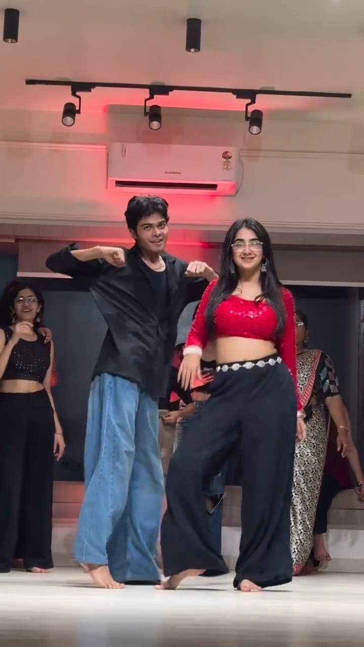 Halkat Jawani | Kashu X Tanish #shorts #viral