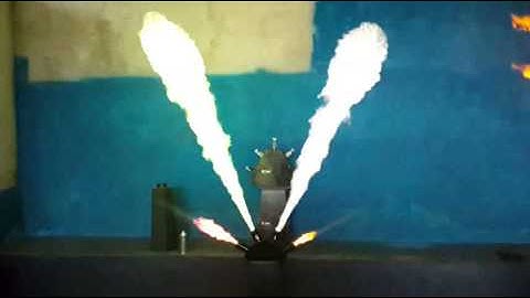 4 heads fan shape flame projectors