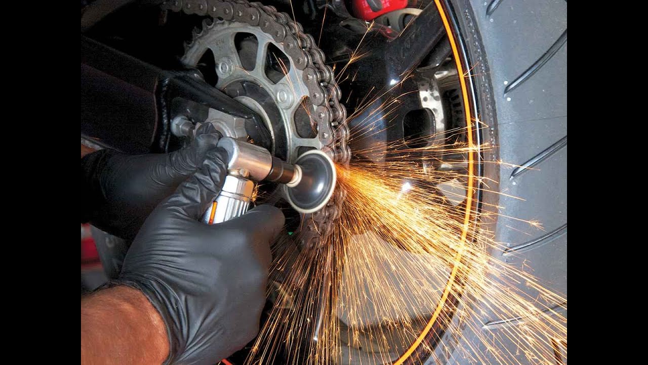 How to replace a motorcycle chain easily and safely - YouTube