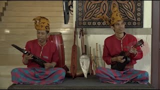 Ma'Rencong - Rencong - LAGU DAERAH KHAS SULAWESI SELATAN DI PADUKAN DENGAN KECAPI YANG BEGITU ELOK