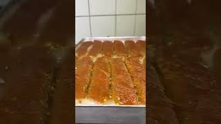 باقلوا دلبر shorts خوشمزه شیرینی غذا کلیپ باقلوا ایران