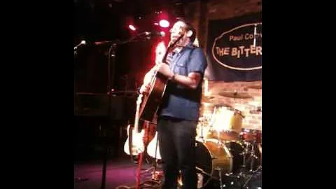 Jesse Adelman From "The Telephones" Performs Micha...