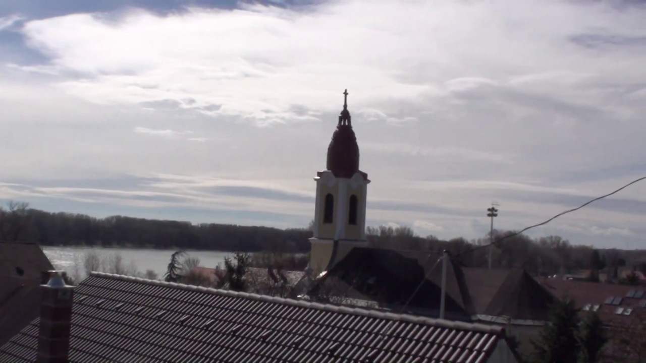 Százhalombatta (H), 10.30-as harangszó az Óvárosból