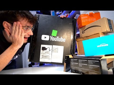 l&rsquo;unboxing più IMPORTANTE di tutti.