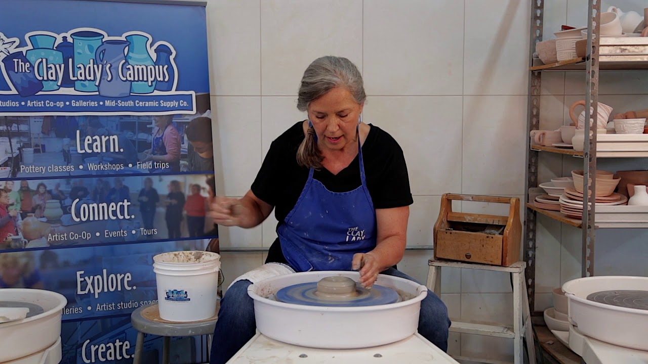 How to Centre Clay and Throw Pots on the Pottery Wheel 