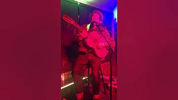 Gruff Rhys “Fire In My Heart” @ The Parish, Wrexham 12/11/22 Wâl Goch Festival