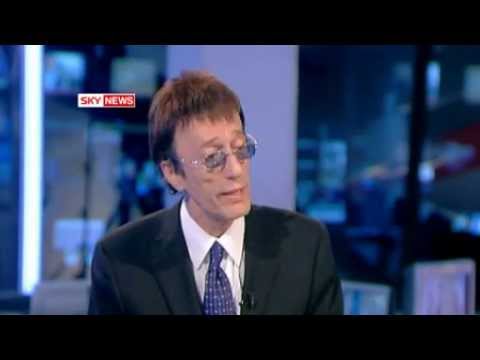 Bee Gees Singer Remembers Michael Jackson - Sky News 062809