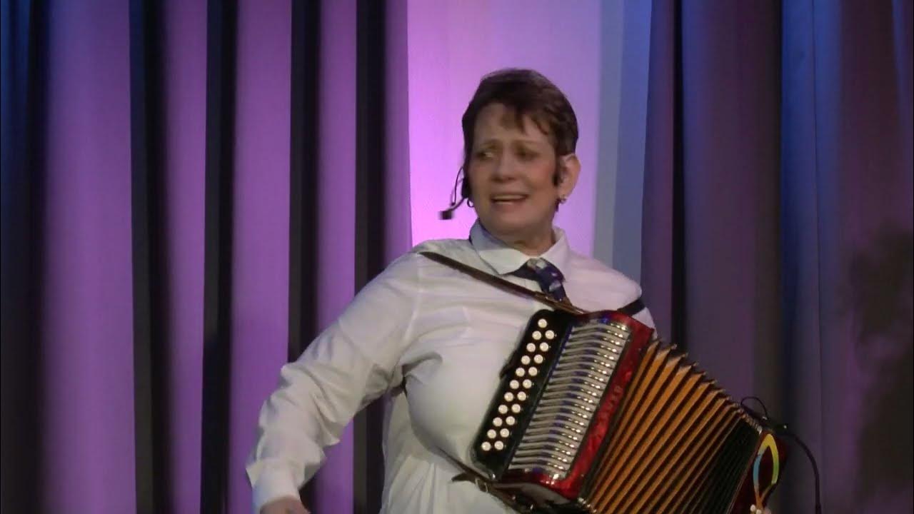 Hella Kohlens Interpretation von Wer schmeißt