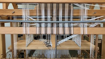 Weaving a Single-Unit Design on the Drawloom