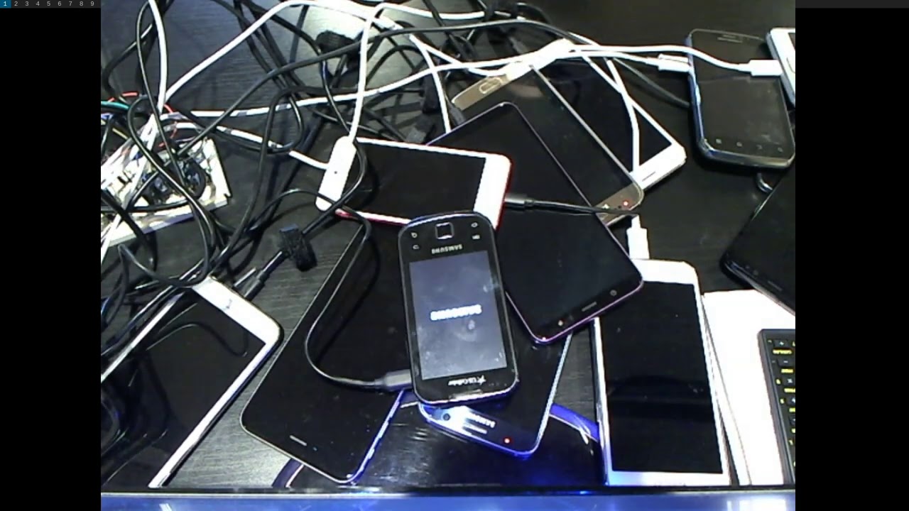 Finding and exploiting a bug (LPE) in an old Android phone (Part 1/2)