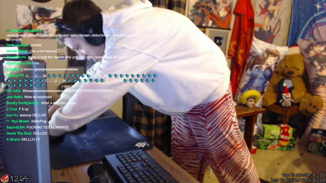 Dellor break a keyboard after receiving 400$ dono