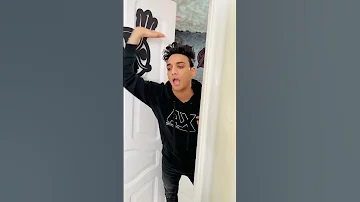 لما تقول محدش يدخل عليك الاوضه القيصر 