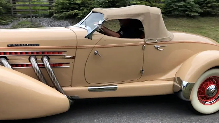 1935 Auburn 851 Boattail drive-by