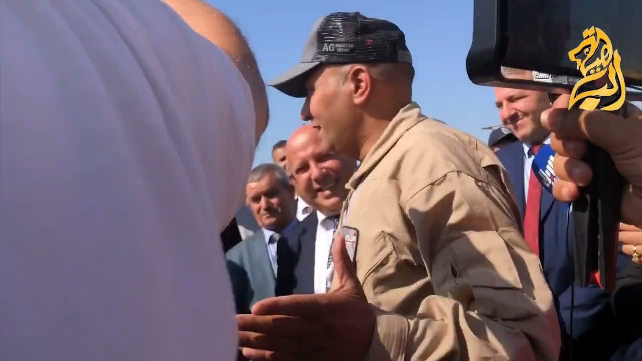 #مستغانم : وزير النقل يعاين مطار بلدية صيادة و مدى جاهزية #الطائرات لمكافحة #الحرائق