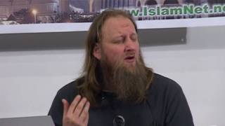 Video: What does Islam say about the Evolution Theory? - Abdur-Raheem Green