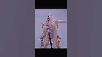 Ava Max - “Kings & Queens” 2 Years 👑
