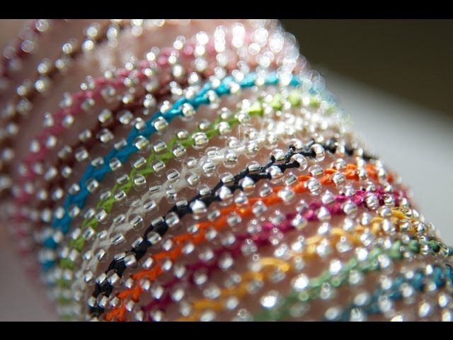 Comment faire un bracelet élastique simple ? - Perles & Co