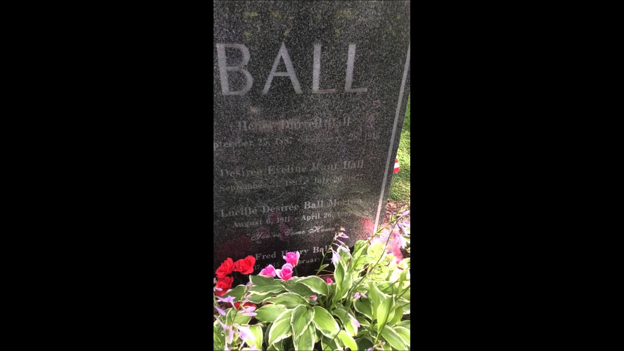 Lucille Ball Gravesite At Lakeview Cemetery In Jamestown Ny 7 19