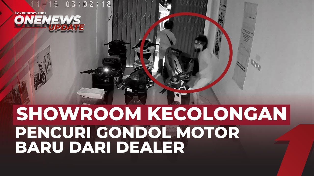 Terekam CCTV! Kawanan Pencuri Bobol Showroom di Bekasi, Empat Motor Ludes| OneNews Update