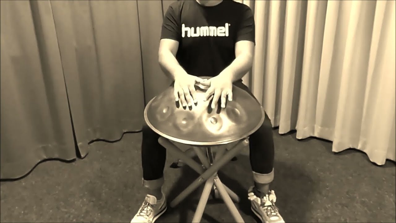 Jan Jesuthas, one of my most favourite musicians, playing Owl-Pan "Abendstille"