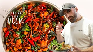 Cooking with Volk | How to Make TASTY Thai Drunken Noodles