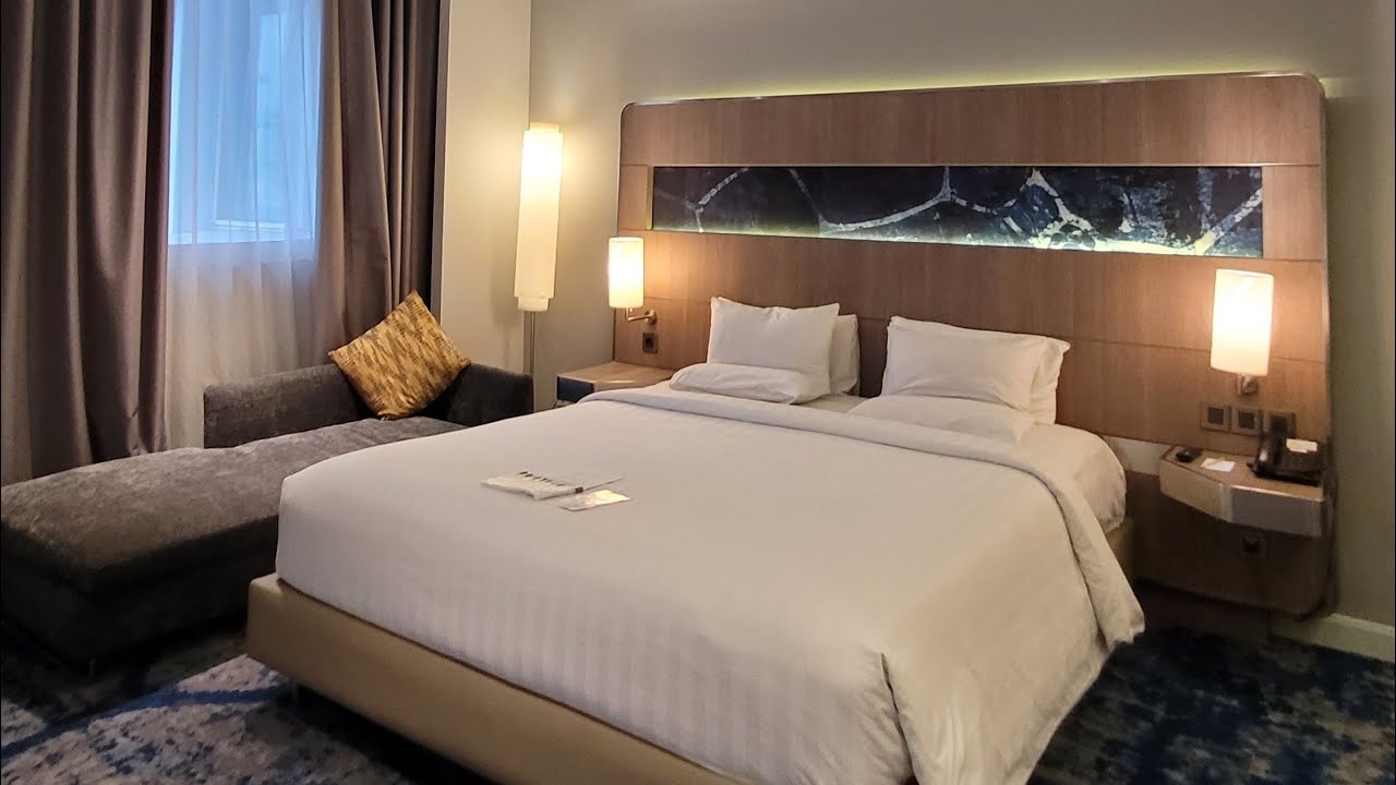 DELUXE SUITE, Novotel Mangga Dua Jakarta.