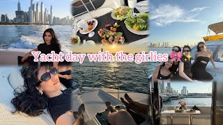 Yacht day with the girls 🎀🤍