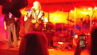 Tanya Tucker - I'm on Fire/Ring of Fire