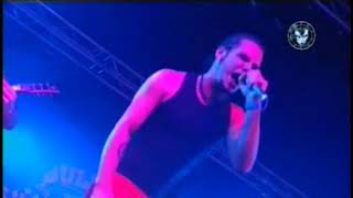Breed 77 - 'Worlds On Fire' - Live @ The Bulldog Bash 2006
