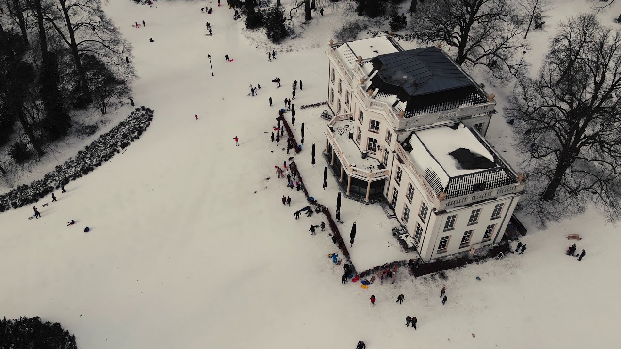 Sneeuwpret in Arnhem - 2021 - Park Sonsbeek - 4K