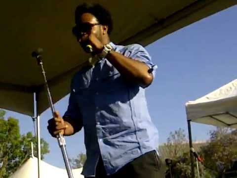 dwele i understand