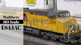 Walthers Mainline HO ES44AC w/ ESU DCC Sound | Review, Sound Demo & Running Session