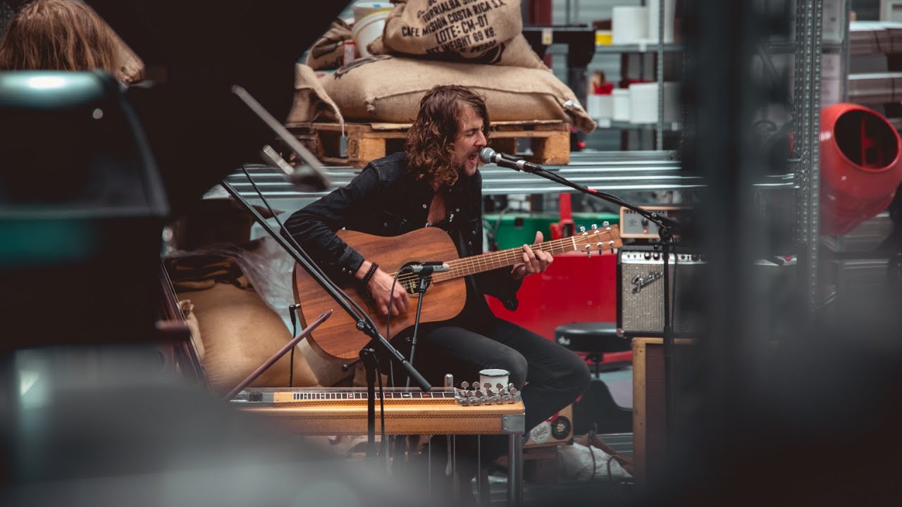 Watch Jimmy Diamond - Airplane on YouTube Watch Jimmy Diamond - Airplane on YouTube