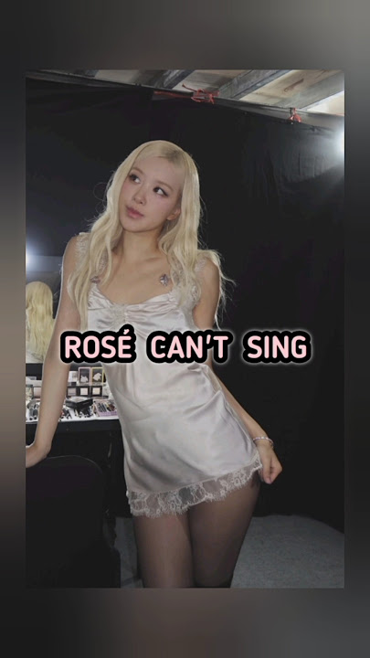BLACKPINK's Rosé Stops Singing During Concert      #shorts