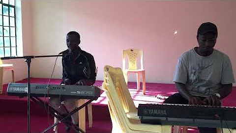 Umenibeba - Pastor Tumaini cover by Nicnesh and Eng Eddie