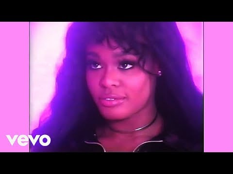 Azealia Banks - Movin' On Up (Video)