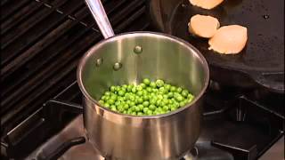 Cooking: Sea Scallops with Pistachio Crumble