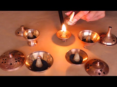 DIY herbal incense cones, making natural incense, how to grind herbs for incense - incl. 5 recipes